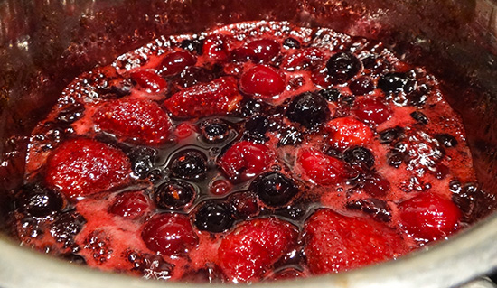 Ягодный соус