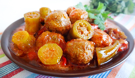 Фрикадельки с окрой (Meatballs with Okra - K?fteli Bamya)