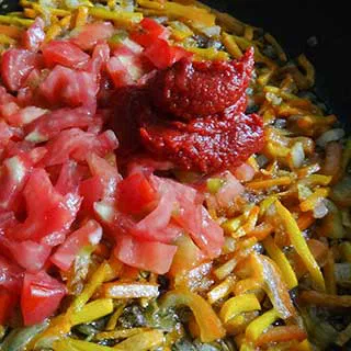 Гетманский борщ (Ukrainian Hetman borscht – Гетьманський борщ)