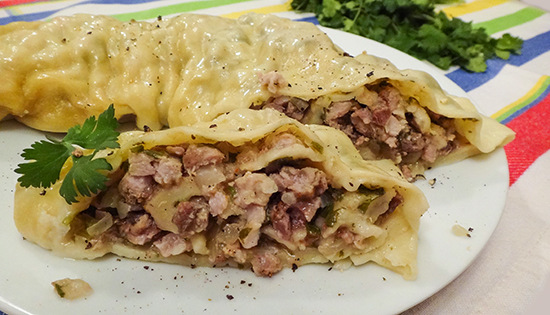 Урама манты (Uzbek Steam Roll with Meat)