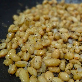 Комовики с фасолью (Potato Pies with Beans – Комовики з фасоллю)