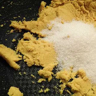 Кукурузная халва – Ахьар хьовла (Chechen Corn Flour Halva)