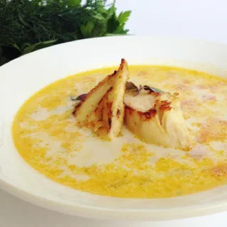 Куриный суп со сливками, рисом и паприкой (Chicken Soup)
