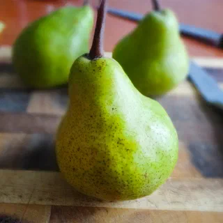 Куриный тажин с грушами (Chicken Tajine with Pears)