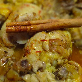 Куриный тажин с грушами (Chicken Tajine with Pears)
