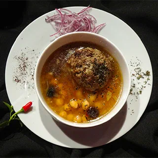 Кюфта-бозбаш (Azerbaijani Soup with Meatballs Kyufta-Bozbash)