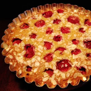 Пирог из семолины с клубникой (Semolina Cake with Strawberries)