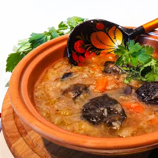 Постные щи (Shchi - Mushroom Vegetable Soup)