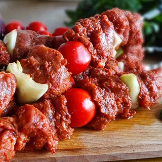 Шашлык в томатной пасте с аджикой (Kebab with Tomato Sauce)