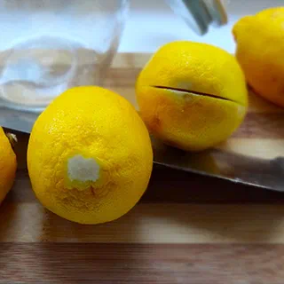 Соленые марокканские лимоны (Moroccan Salted Lemons)