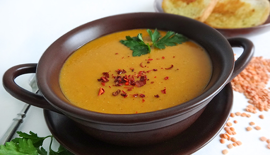 Lentil Soup with Tomatoes and Curry