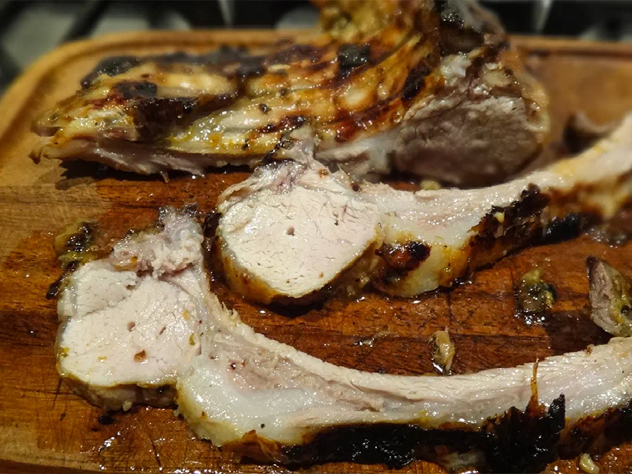 Свиные ребрышки в ткемали (Fried Pork Ribs in Plum Sauce)