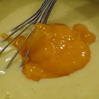 Тарт с манго и заварным кремом (Mango Tart)