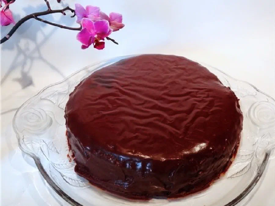 Торт «Захер» (Sachertorte)