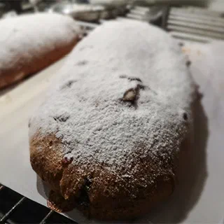 Творожный штоллен с маком (Poppy Seeds Quark Stollen)