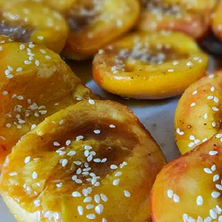 Утка с персиками в соусе Хойсин (Duck and Peaches with Sauce Hoysin)