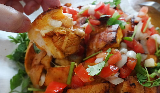 Запеченный хлеб с курицей и чипотле 