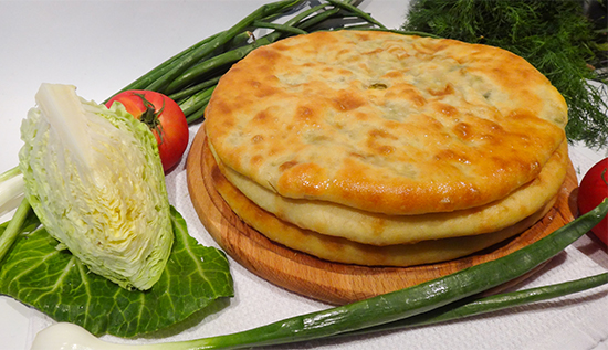 Кабускаджын – осетинский пирог с капустой и сыром (Ossetian Pie with Cabbage and Cheese)